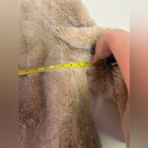 VINTAGE!!! Jordache faux fur and leather coat! - Picture 2 of 16